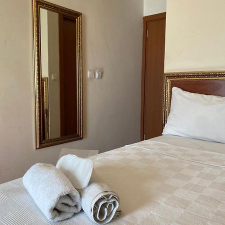 Hotel Real Life Истанбул Екстериор снимка