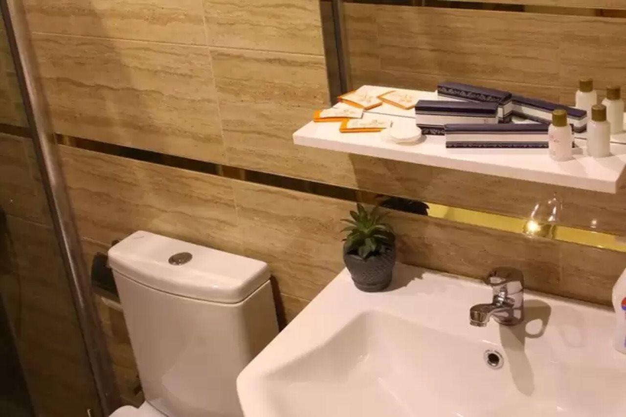 Hotel Real Life Истанбул Екстериор снимка