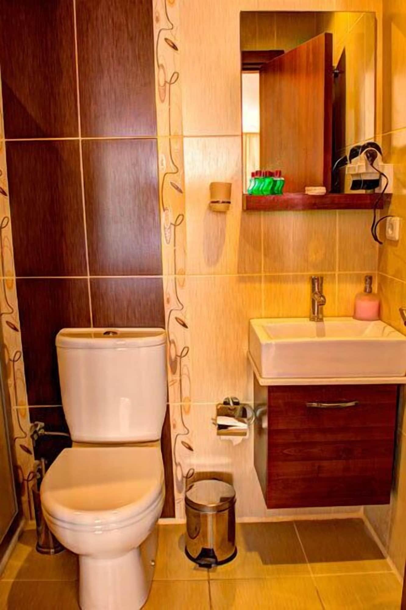 Hotel Real Life Истанбул Екстериор снимка