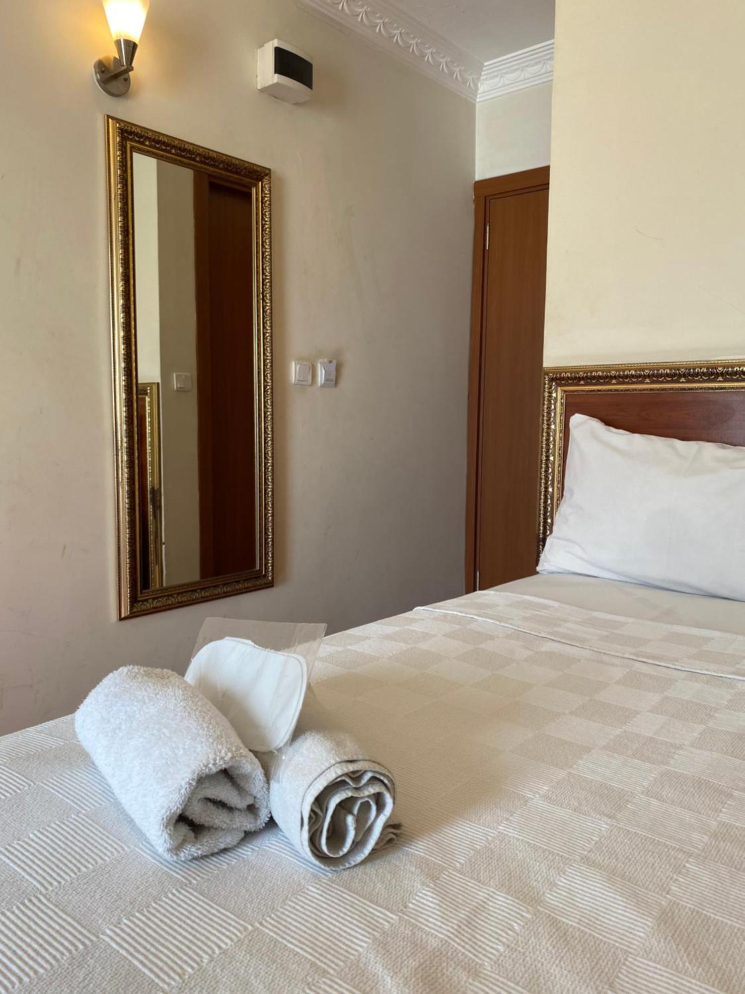 Hotel Real Life Истанбул Екстериор снимка