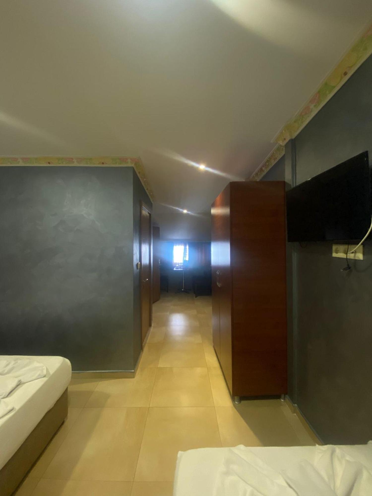 Hotel Real Life Истанбул Екстериор снимка